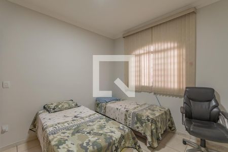 Casa à venda com 144m², 3 quartos e 2 vagas Casa à venda com 144m², 3 quartos e 2 vagasQuarto 2