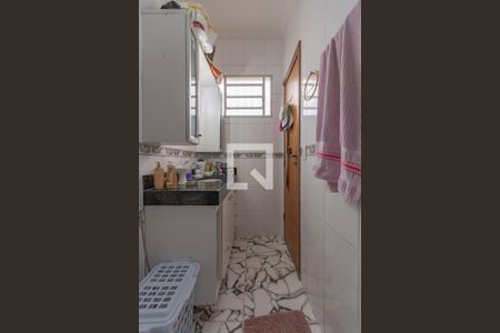 Casa à venda com 144m², 3 quartos e 2 vagas Casa à venda com 144m², 3 quartos e 2 vagasBanheiro Suíte