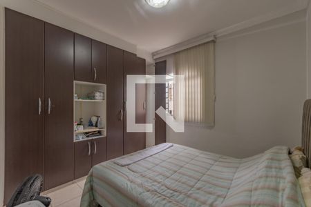 Casa à venda com 144m², 3 quartos e 2 vagas Casa à venda com 144m², 3 quartos e 2 vagasSuíte