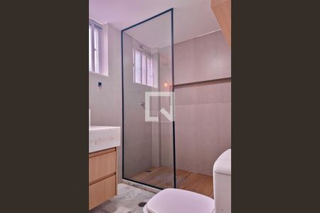 Apartamento para alugar com 120m², 3 quartos e 1 vaga Apartamento para alugar com 120m², 3 quartos e 1 vagaBanheiro da Suíte