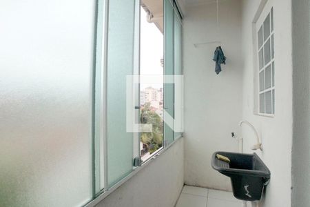 Apartamento à venda com 71m², 2 quartos e sem vagaCozinha + Área de Serviço + Banheiro 2 Serviço