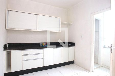 Apartamento à venda com 71m², 2 quartos e sem vagaCozinha + Área de Serviço + Banheiro 2 Serviço