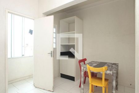 Apartamento à venda com 71m², 2 quartos e sem vagaCozinha + Área de Serviço + Banheiro 2 Serviço