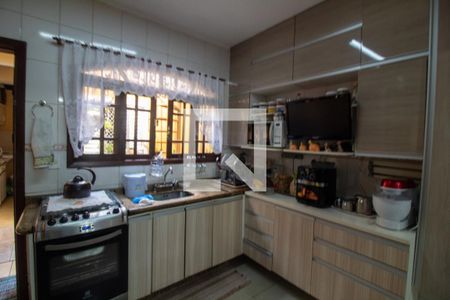 Casa à venda com 140m², 4 quartos e 1 vaga Casa à venda com 140m², 4 quartos e 1 vagaCozinha