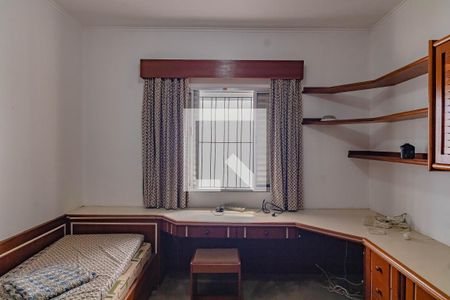 Casa à venda com 250m², 3 quartos e 3 vagas Casa à venda com 250m², 3 quartos e 3 vagasQuarto 1