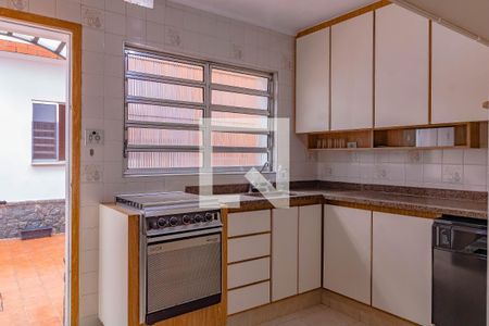 Casa à venda com 250m², 3 quartos e 3 vagas Casa à venda com 250m², 3 quartos e 3 vagasCozinha