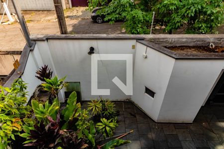 Casa à venda com 250m², 3 quartos e 3 vagas Casa à venda com 250m², 3 quartos e 3 vagasQuarto 2 vista