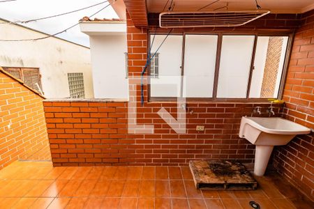 Casa à venda com 250m², 3 quartos e 3 vagas Casa à venda com 250m², 3 quartos e 3 vagasÁrea de Serviço