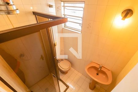 Casa à venda com 250m², 3 quartos e 3 vagas Casa à venda com 250m², 3 quartos e 3 vagasSuíte