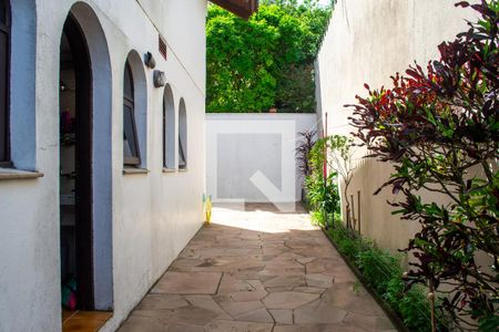 Casa à venda com 726m², 3 quartos e 4 vagasÁrea externa