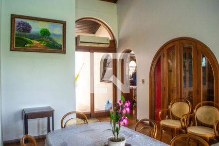 Casa à venda com 726m², 3 quartos e 4 vagasSala de lazer