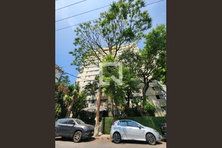 Apartamento para alugar com 106m², 3 quartos e 1 vagaFachada