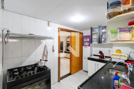 Apartamento à venda com 214m², 3 quartos e 2 vagasCozinha