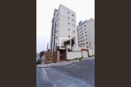 Apartamento à venda com 214m², 3 quartos e 2 vagasFachada