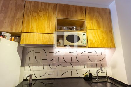 Cozinha de kitnet/studio para alugar com 1 quarto, 25m² em Pompeia, São Paulo