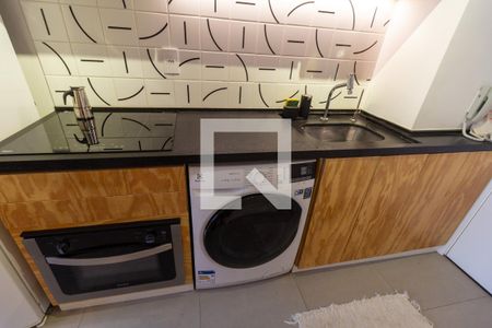 Cozinha de kitnet/studio para alugar com 1 quarto, 25m² em Pompeia, São Paulo