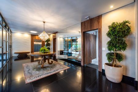 Apartamento para alugar com 181m², 3 quartos e 3 vagas Apartamento para alugar com 181m², 3 quartos e 3 vagasHall de entrada