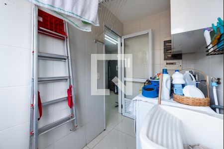 Apartamento para alugar com 181m², 3 quartos e 3 vagas Apartamento para alugar com 181m², 3 quartos e 3 vagasÁrea de serviço