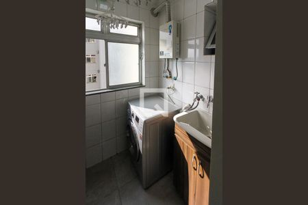 Apartamento à venda com 61m², 3 quartos e 1 vagaÁrea de Servipo