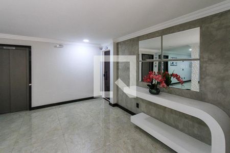 Apartamento à venda com 61m², 3 quartos e 1 vagaÁrea de Servipo
