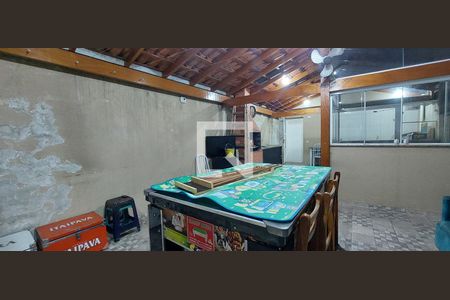 Apartamento à venda com 102m², 2 quartos e 1 vaga Apartamento à venda com 102m², 2 quartos e 1 vagaCobertura