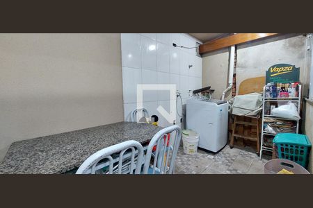 Apartamento à venda com 102m², 2 quartos e 1 vaga Apartamento à venda com 102m², 2 quartos e 1 vagaÁrea de Serviço