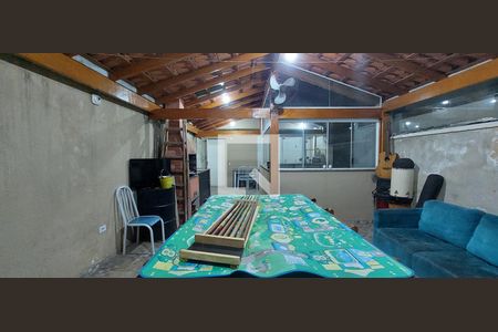 Apartamento à venda com 102m², 2 quartos e 1 vaga Apartamento à venda com 102m², 2 quartos e 1 vagaCobertura