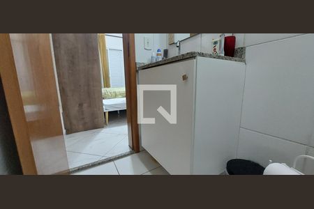 Apartamento à venda com 102m², 2 quartos e 1 vaga Apartamento à venda com 102m², 2 quartos e 1 vagaBanheiro da Suíte