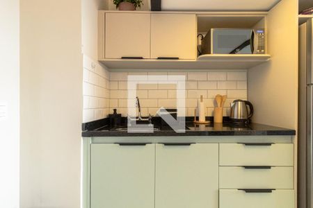 Cozinha de apartamento para alugar com 1 quarto, 40m² em Indianópolis, São Paulo