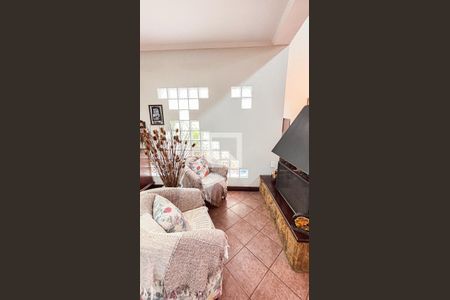 Casa à venda com 339m², 3 quartos e 5 vagasSala