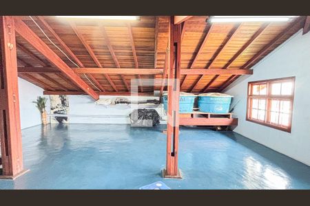 Casa à venda com 339m², 3 quartos e 5 vagasSótão