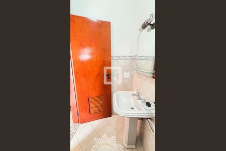 Casa à venda com 339m², 3 quartos e 5 vagasLavabo