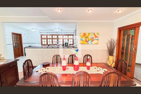 Casa à venda com 339m², 3 quartos e 5 vagasSala de Jantar