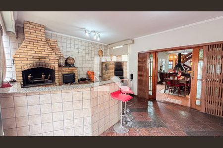 Casa à venda com 339m², 3 quartos e 5 vagasChurrasqueira