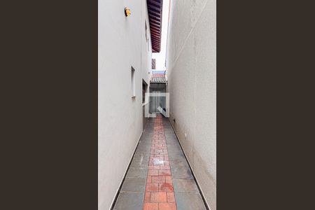 Casa à venda com 339m², 3 quartos e 5 vagasQuintal - Corredor