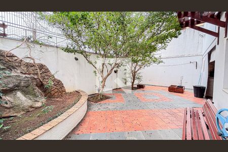 Casa à venda com 339m², 3 quartos e 5 vagasQuintal