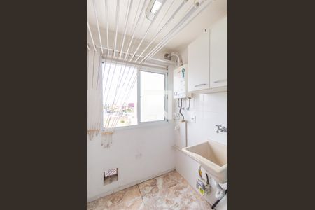 Apartamento para alugar com 45m², 2 quartos e 1 vaga Apartamento para alugar com 45m², 2 quartos e 1 vagaCozinha e área de serviço