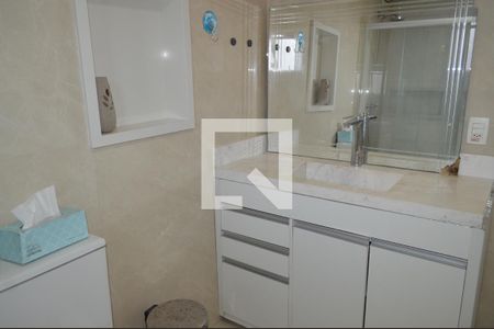 Casa à venda com 350m², 3 quartos e 1 vagaBanheiro da Suíte