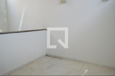 Casa à venda com 350m², 3 quartos e 1 vagaVaranda Quarto 2