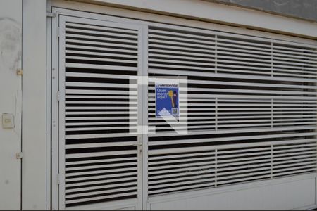 Casa à venda com 350m², 3 quartos e 1 vagaPlaquinha + Fachada