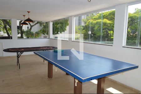 Casa à venda com 350m², 3 quartos e 1 vagaÁrea de Lazer