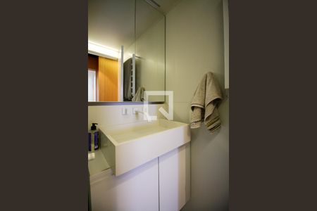 Apartamento à venda com 60m², 2 quartos e 1 vaga Apartamento à venda com 60m², 2 quartos e 1 vagaBanheiro da Suíte