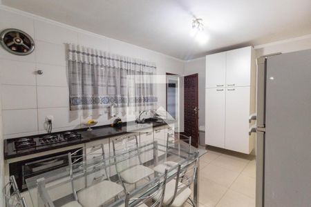 Casa para alugar com 537m², 3 quartos e 2 vagas Casa para alugar com 537m², 3 quartos e 2 vagasCozinha