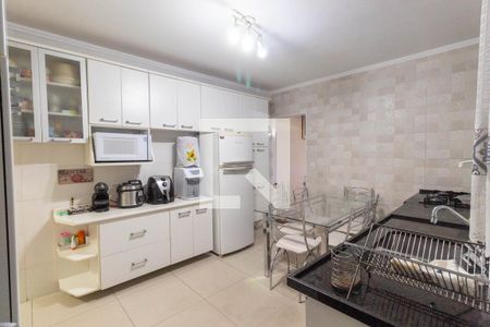 Casa para alugar com 537m², 3 quartos e 2 vagas Casa para alugar com 537m², 3 quartos e 2 vagasCozinha