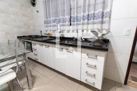 Casa para alugar com 537m², 3 quartos e 2 vagas Casa para alugar com 537m², 3 quartos e 2 vagasCozinha