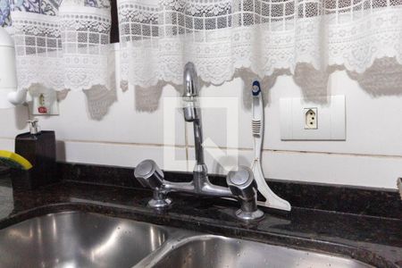 Casa para alugar com 537m², 3 quartos e 2 vagas Casa para alugar com 537m², 3 quartos e 2 vagasCozinha - Torneira