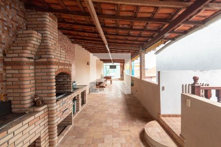 Casa para alugar com 537m², 3 quartos e 2 vagas Casa para alugar com 537m², 3 quartos e 2 vagasQuintal