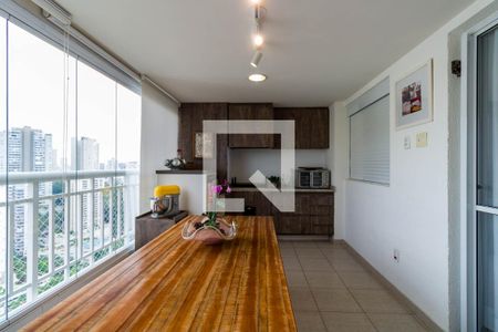 Varanda de apartamento à venda com 2 quartos, 96m² em Vila Andrade, São Paulo
