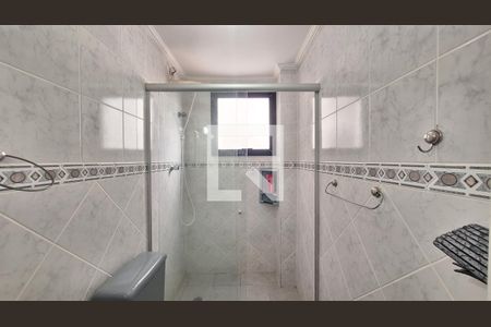 Apartamento para alugar com 84m², 2 quartos e 1 vaga Apartamento para alugar com 84m², 2 quartos e 1 vagaBanheiro social