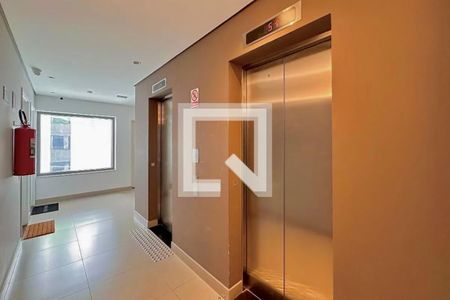 Apartamento à venda com 61m², 1 quarto e 1 vagaHall Apartamento